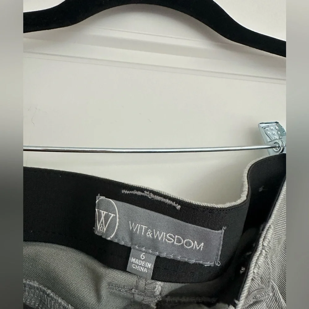 Wit and Wisdom Pants - Picture 3 of 5